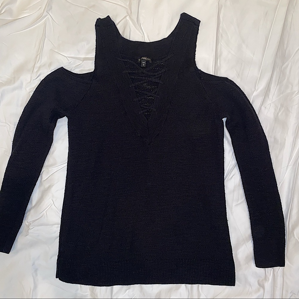 Express: Size S: Black Cold Shoulder Long Sleeve Top